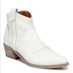 (New) Zodiac Leather Block Heel Western Bootie 7.5